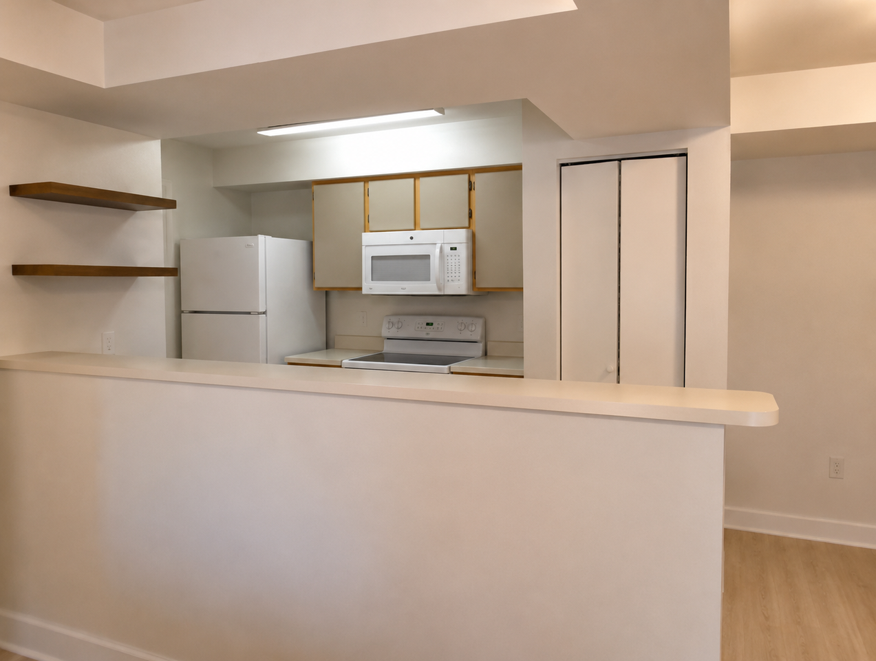 3034 Parkway Blvd #202 - Photo 4 of 20
