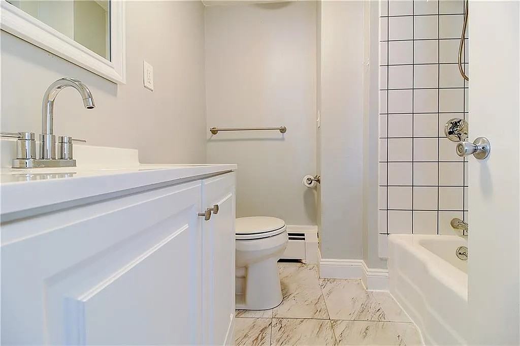 143 Tell St #NA - Photo 2 of 8