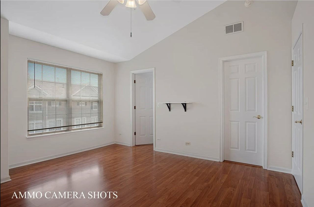 546 Declaration Ln #546 - Photo 4 of 18