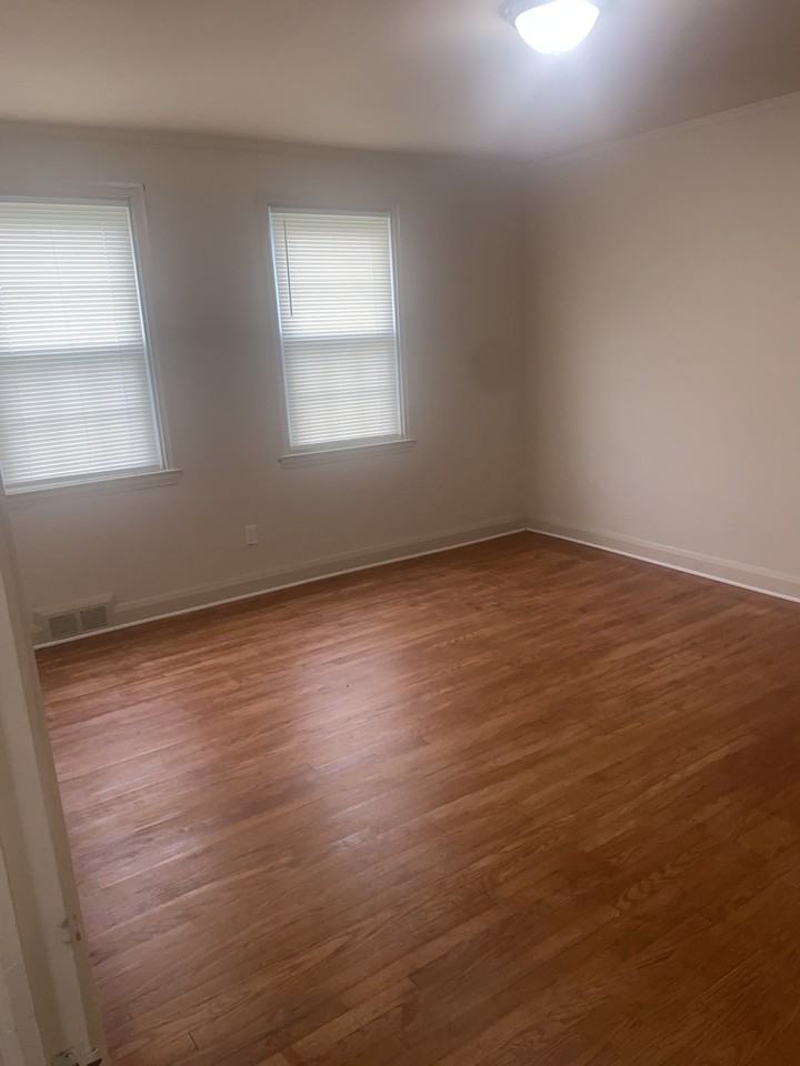 1929 Edgewood Rd #1929 - Photo 4 of 12