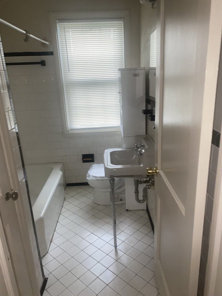 1929 Edgewood Rd #1929 - Photo 6 of 12