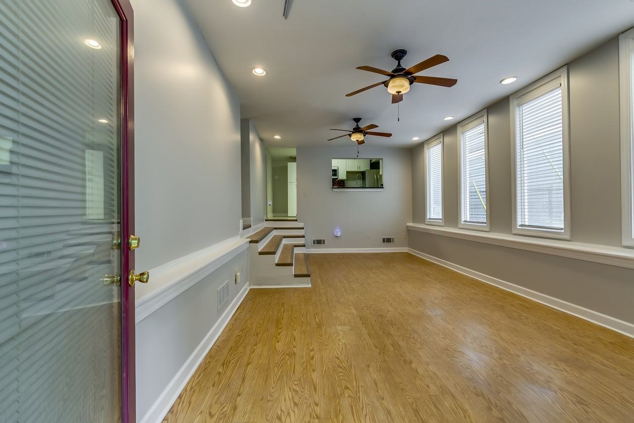 523 Boulevard Se #B - Photo 3 of 16