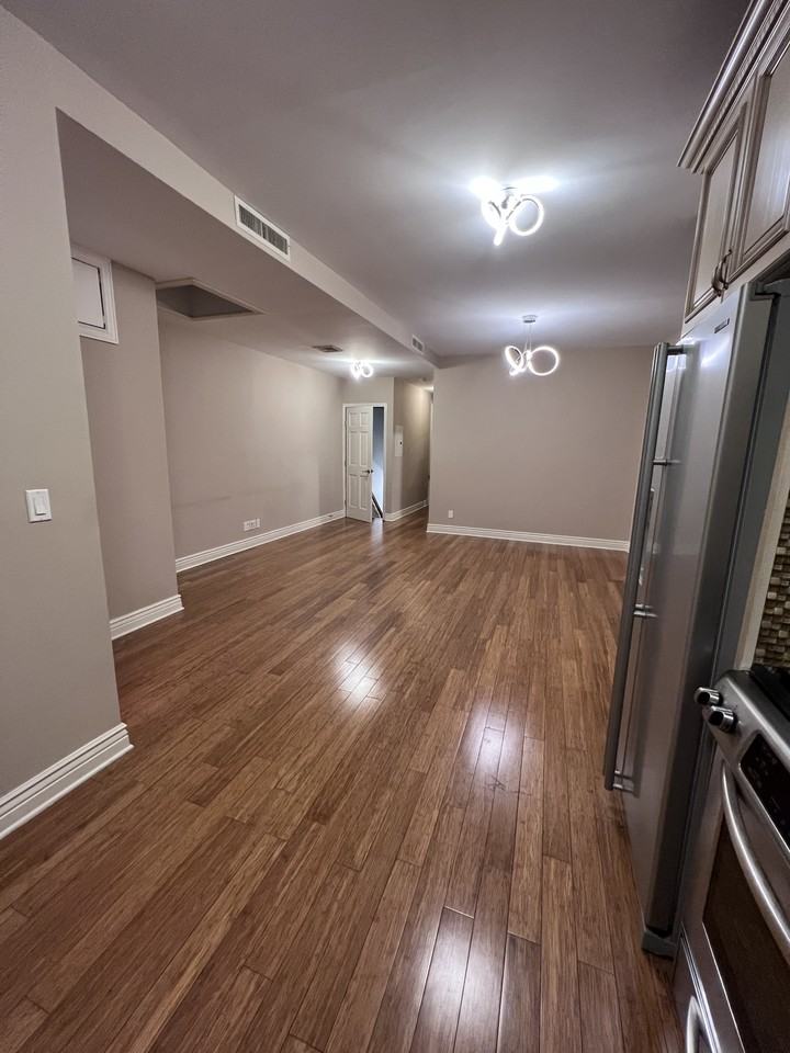 444 81st St #2ndFL - Photo 5 of 13