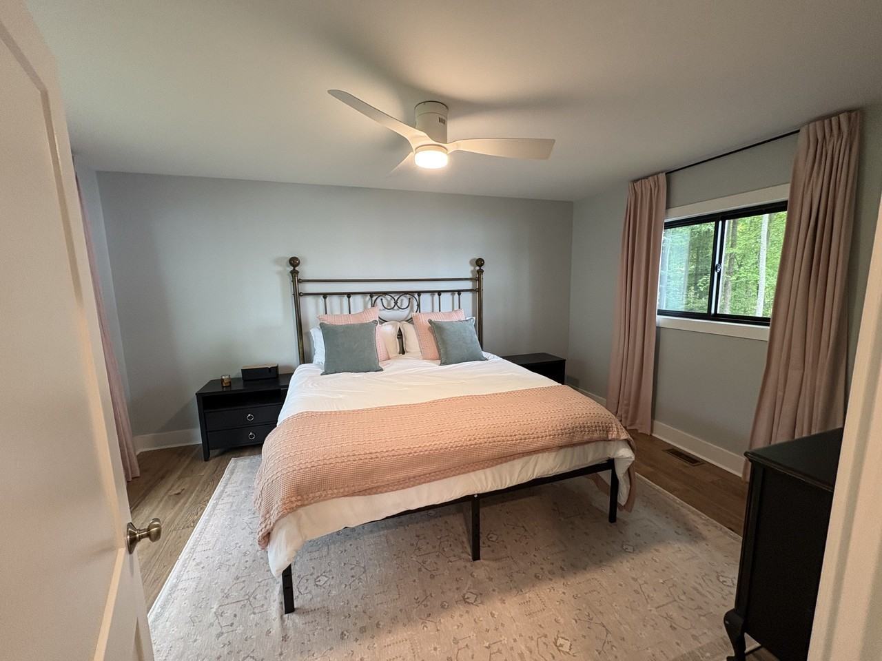 476 Strawberry Ln #B - Photo 7 of 10