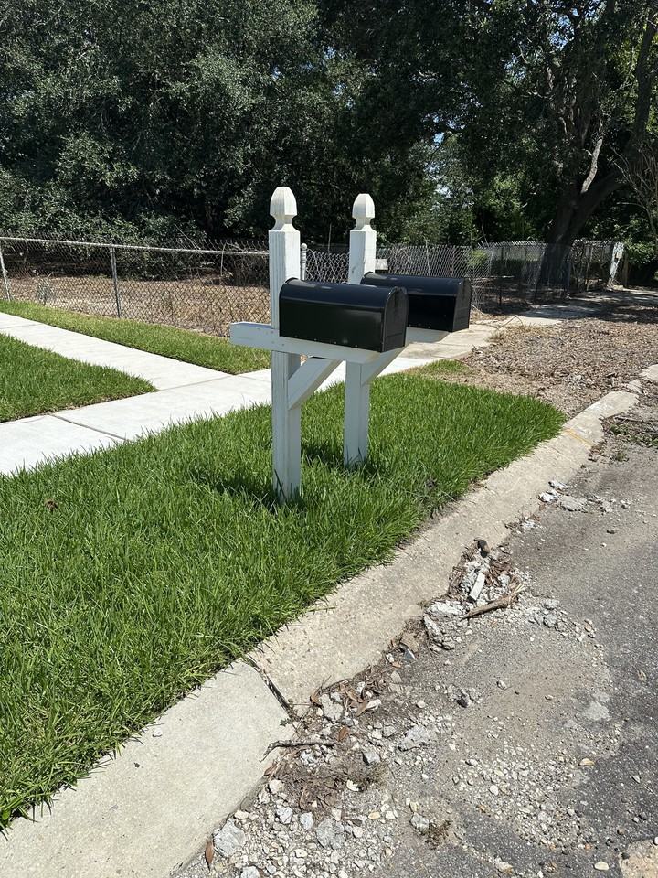 4941 Pecan St #1 - Photo 3 of 20