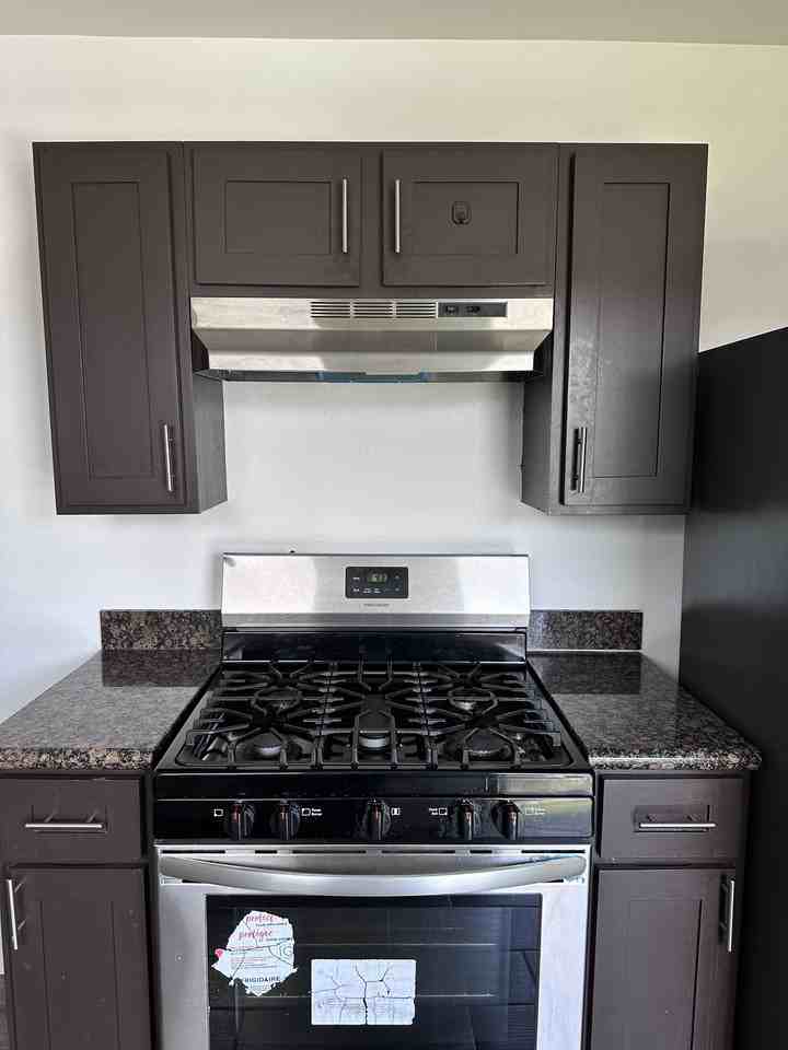 4941 Pecan St #1 - Photo 7 of 20