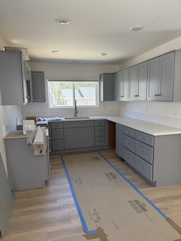352 E Foothill Blvd #NA - Photo 2 of 9