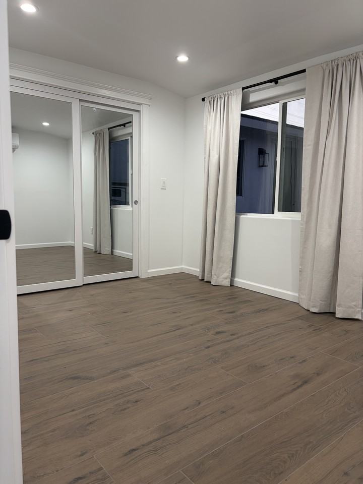 505 N 6th St #A - Photo 7 of 14