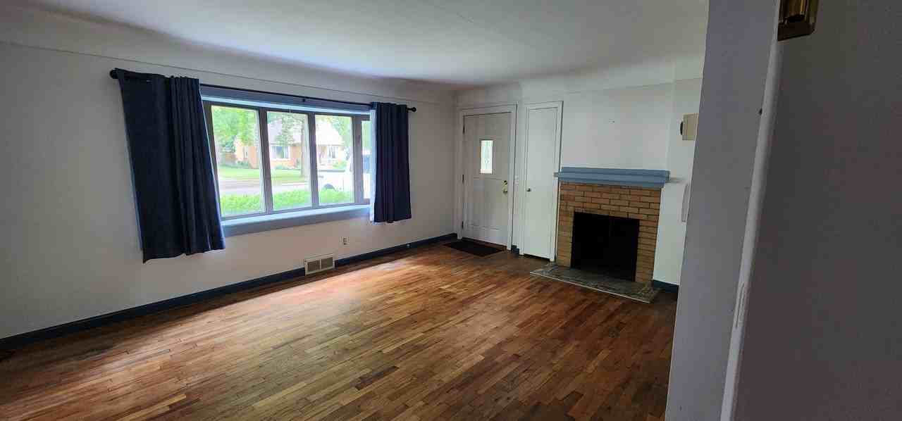 198 E Park Ave #NA - Photo 2 of 14