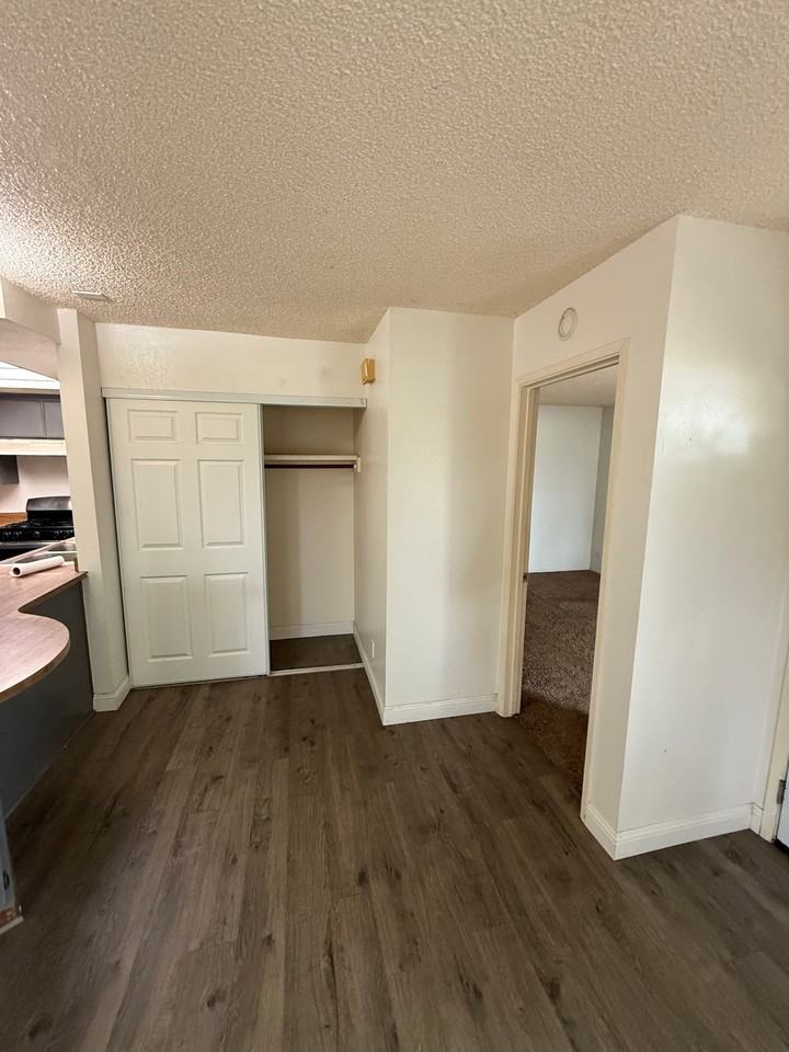 926 N N Pl #NA - Photo 3 of 10