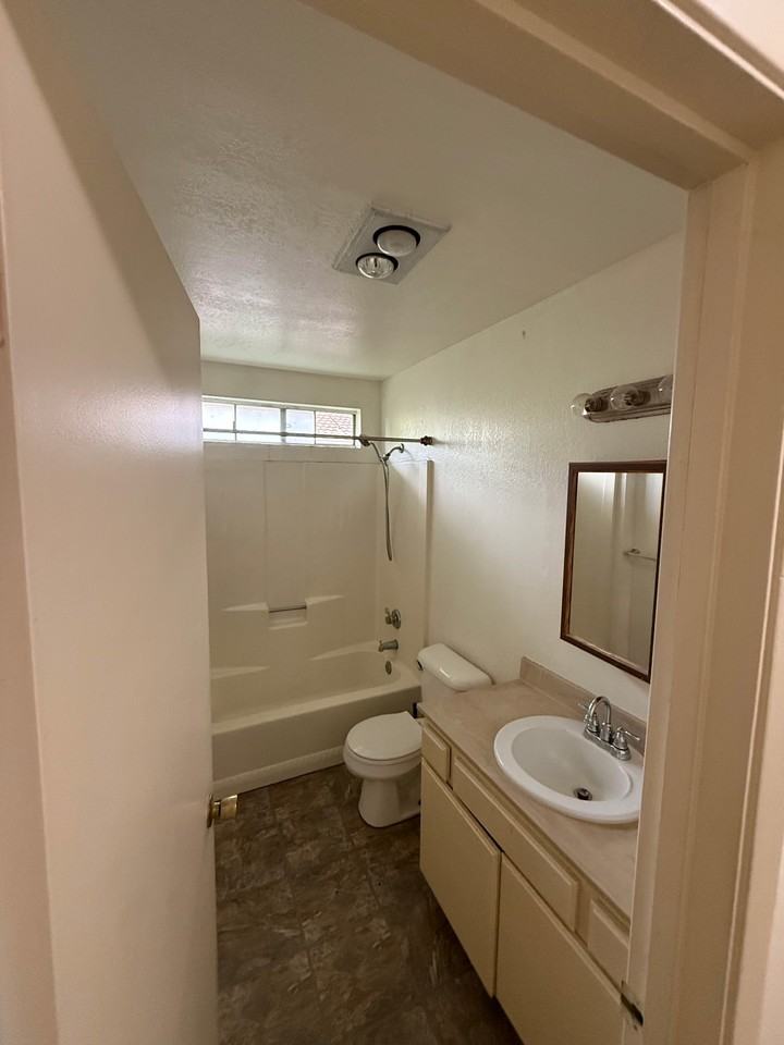 926 N N Pl #NA - Photo 6 of 10