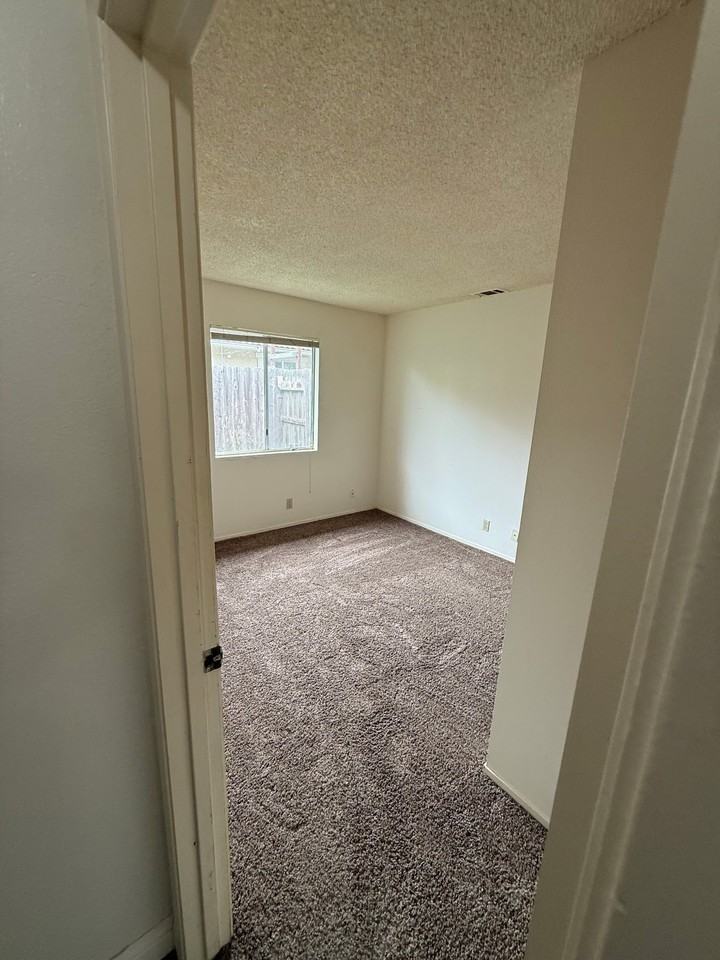 926 N N Pl #NA - Photo 7 of 10