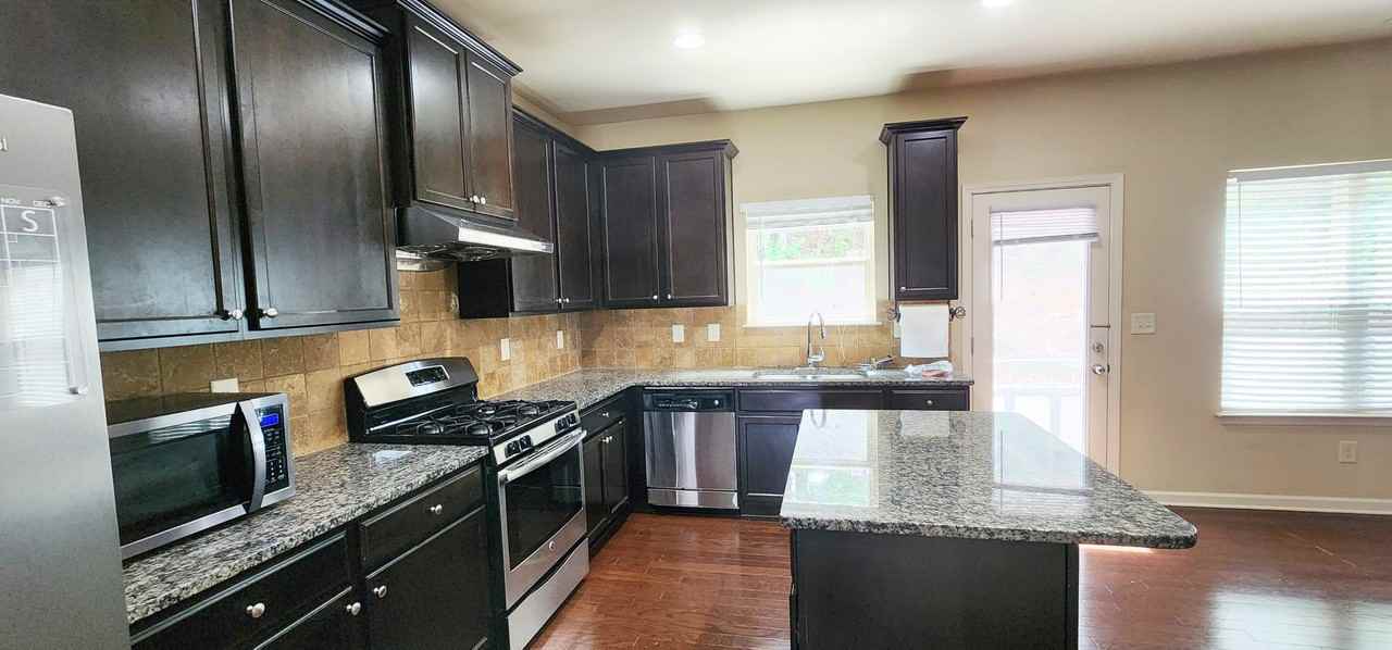 119 Gloster Park Ct #NA - Photo 5 of 22