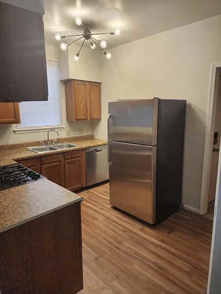4501 S Prieur St #A - Photo 2 of 6
