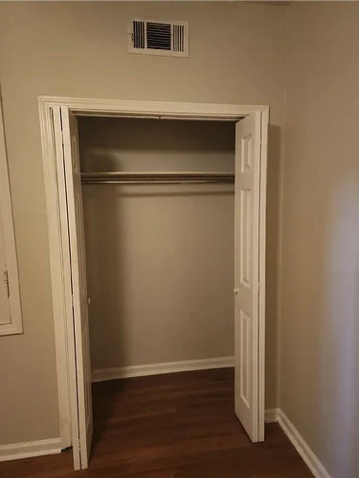 4501 S Prieur St #A - Photo 5 of 6