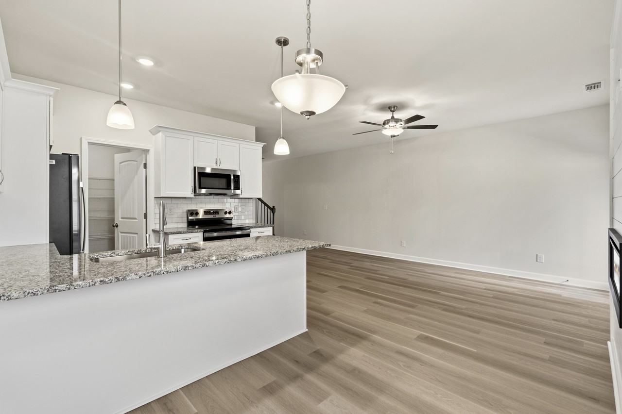 6326 Pine Ridge Pt #NA - Photo 5 of 26