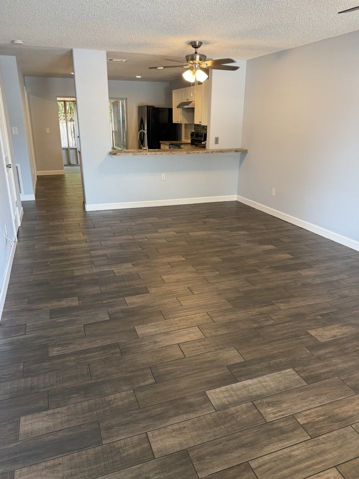 512 Owl Cir #NA - Photo 6 of 9