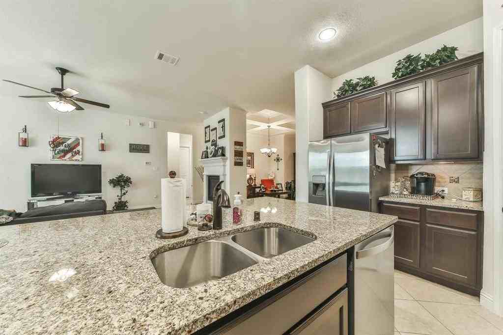 7742 Candlelight Park Ln #NA - Photo 7 of 11