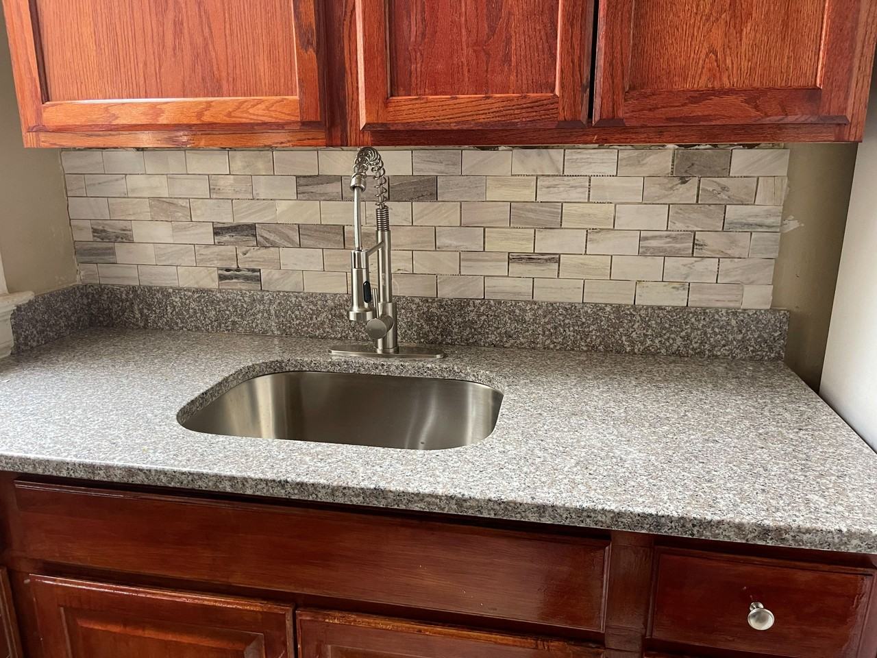 736 Brookline Blvd #5 - Photo 4 of 8