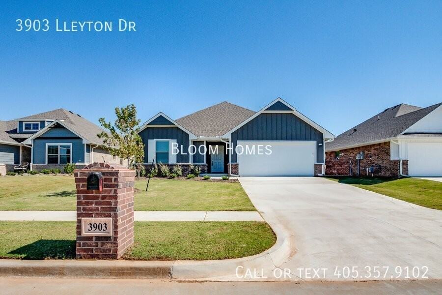 3903 Lleyton Dr - Photo 2 of 31