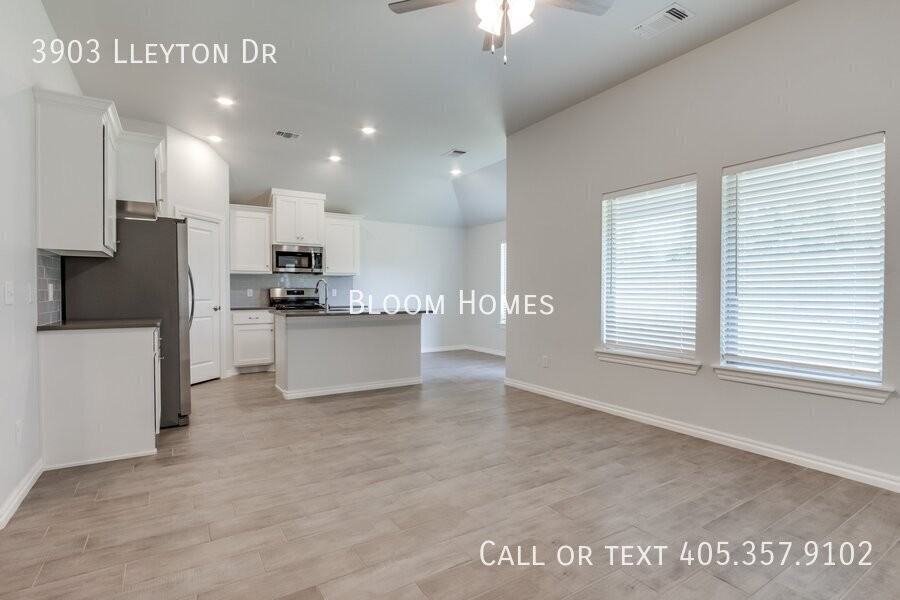 3903 Lleyton Dr - Photo 6 of 31