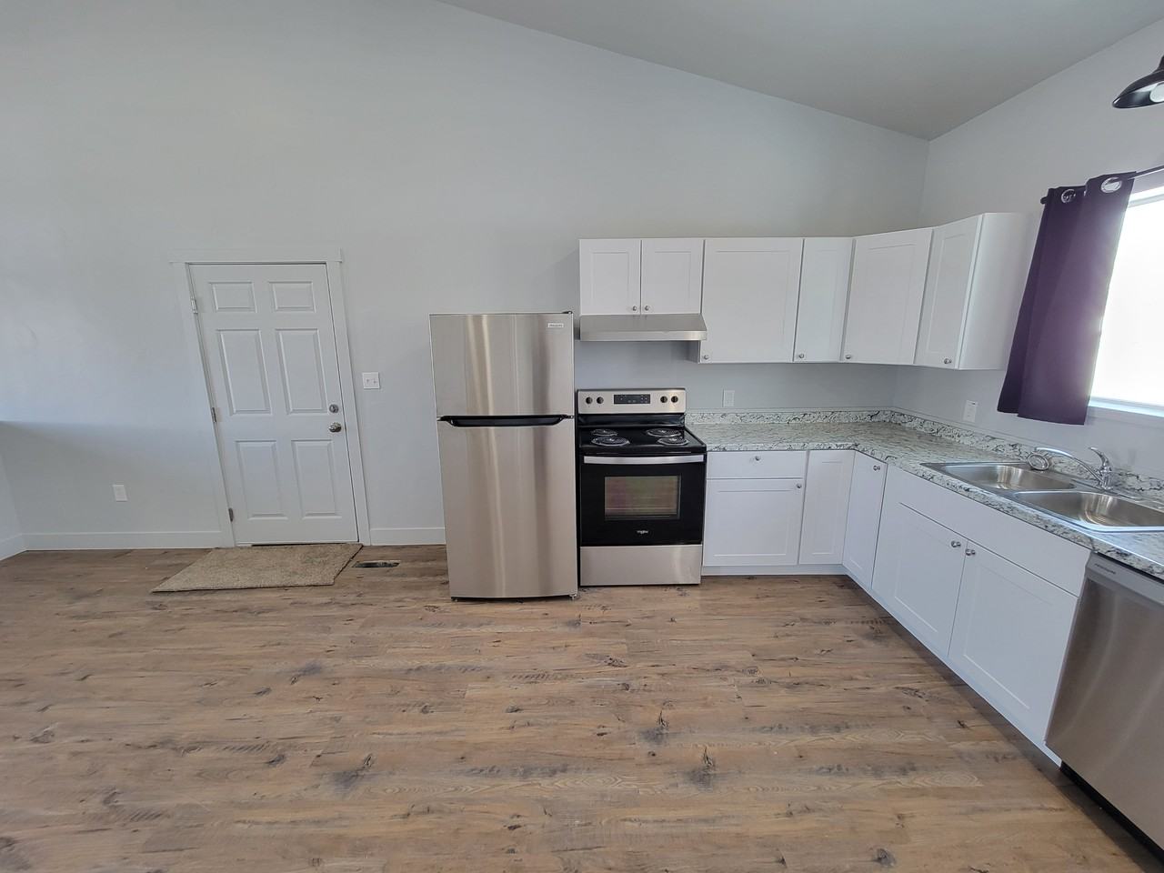 202 Gannett Dr #202 - Photo 3 of 14