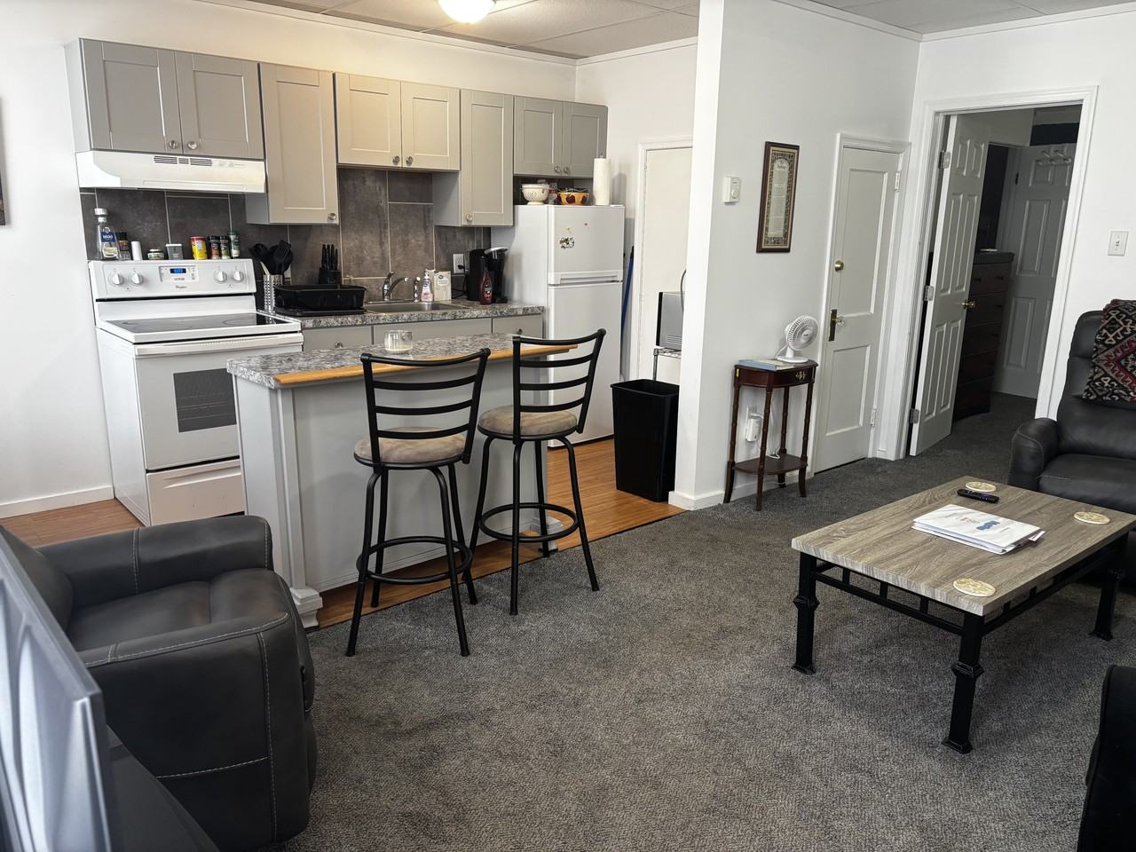 671 E Market St #NA - Photo 4 of 11