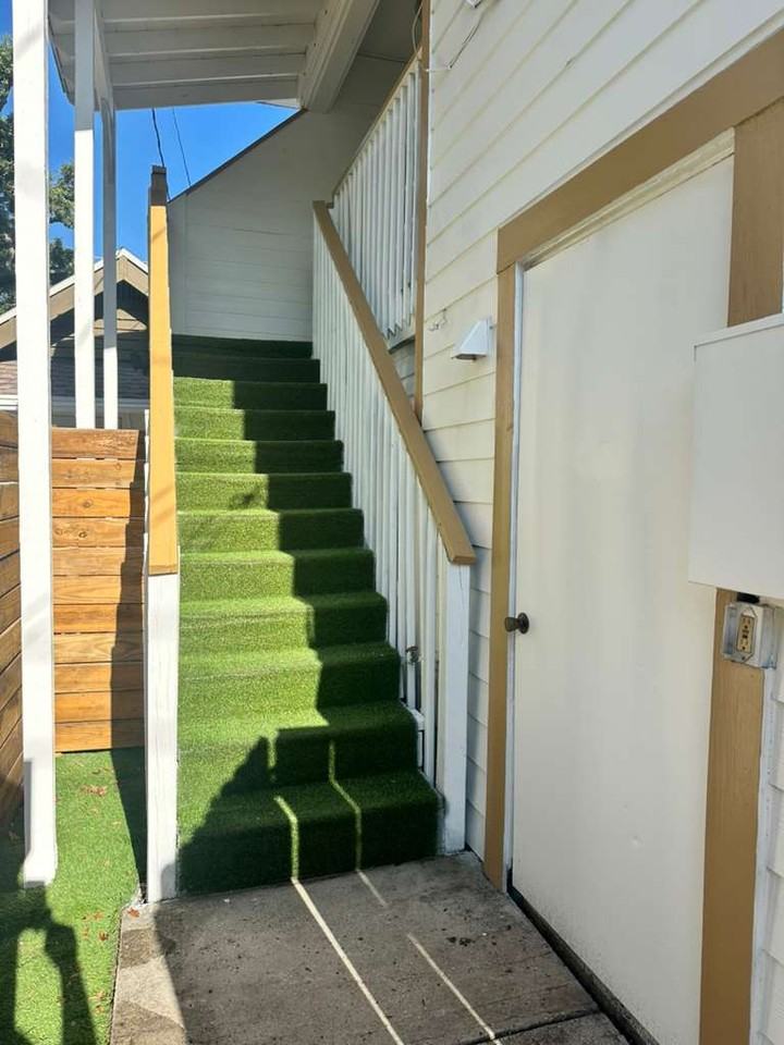 1037 12th St N #1 - Photo 5 of 16
