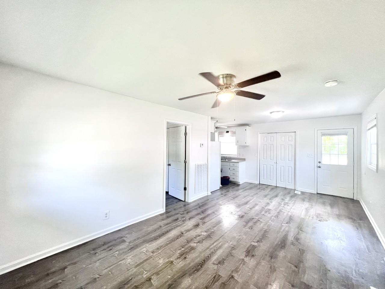 312 Beech St #1 - Photo 2 of 7