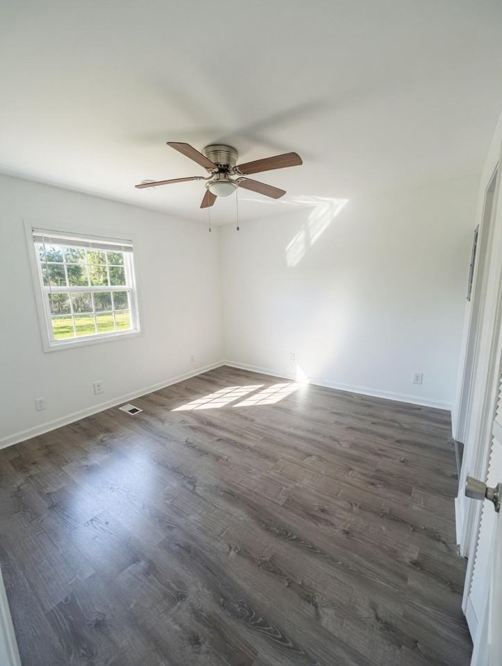 312 Beech St #1 - Photo 3 of 7