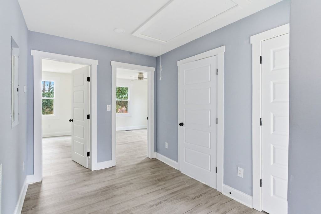 313 Park Ave W #NA - Photo 3 of 9