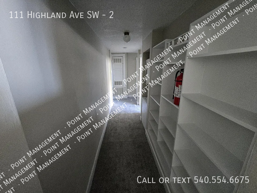 111 Highland Ave Sw #2 - Photo 3 of 9