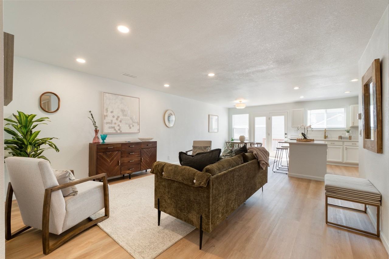 5761 Ceylon St #5761 - Photo 6 of 17