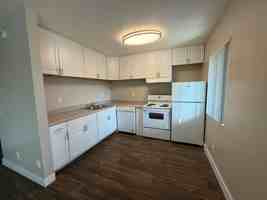 featured image of 1920 E Grand Ave