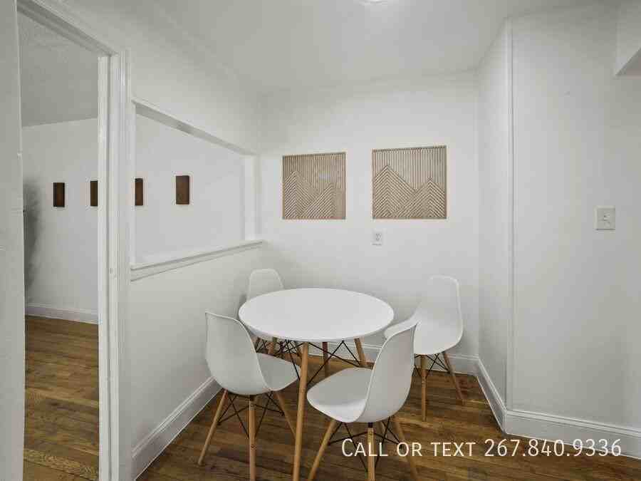 24 Danbury St Se #3 - Photo 5 of 17