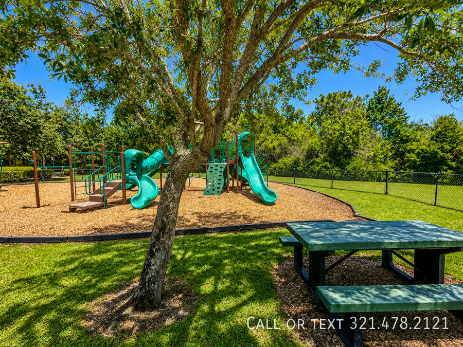 3184 Burdock Ave - Photo 5 of 23