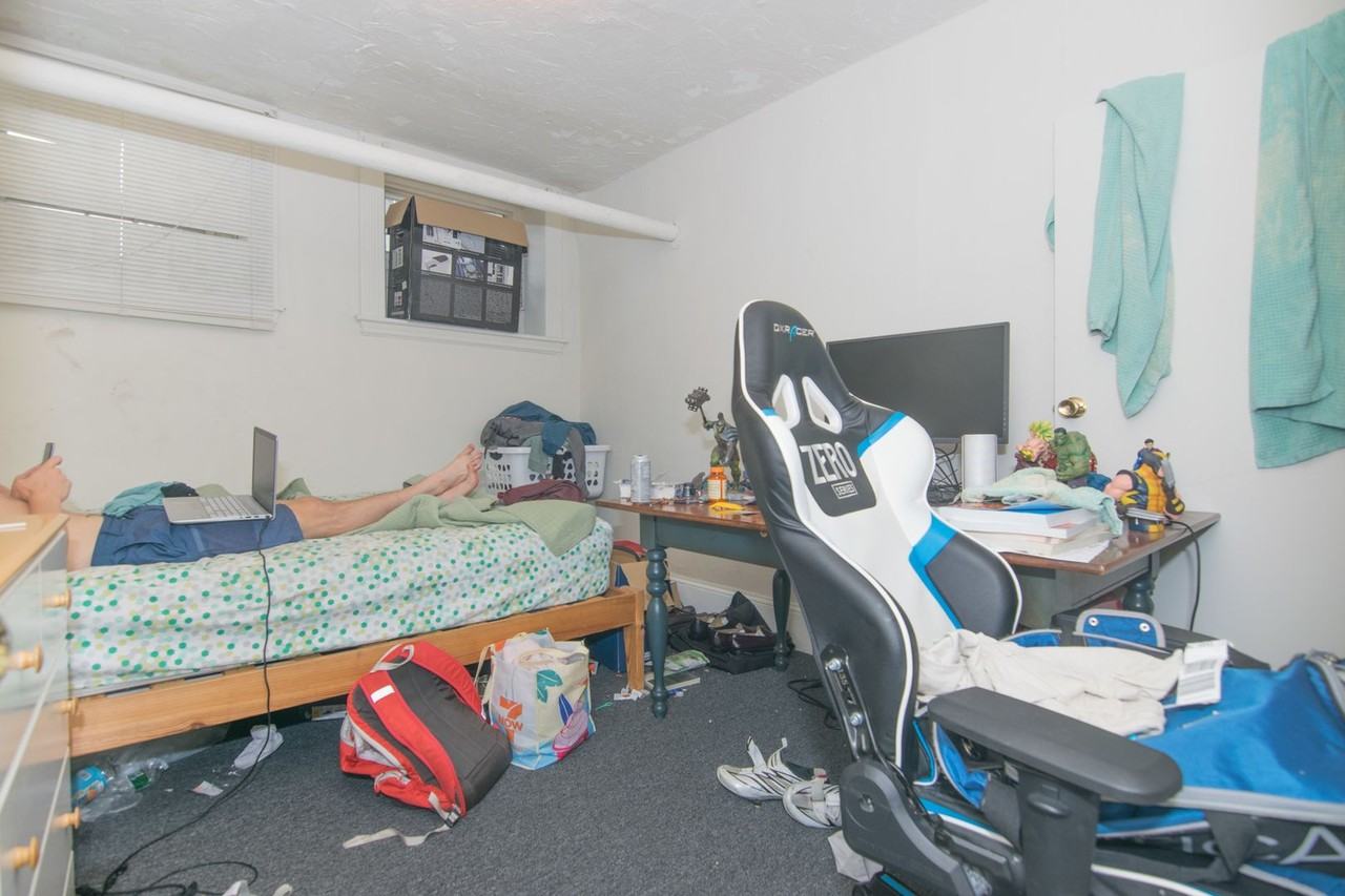 44 Brighton Ave - Photo 5 of 12