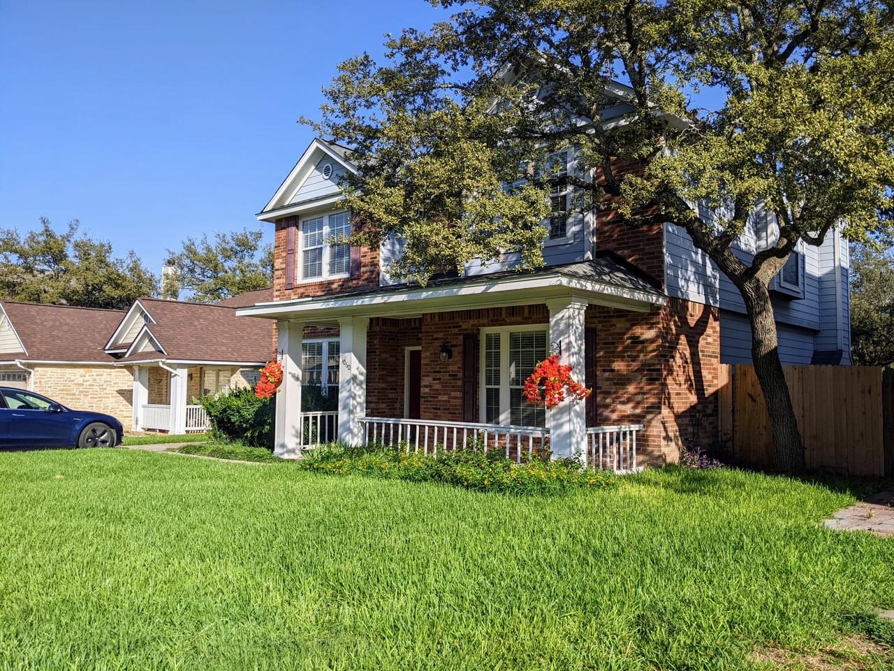 1060 Maltese Ln #NA - Photo 2 of 18