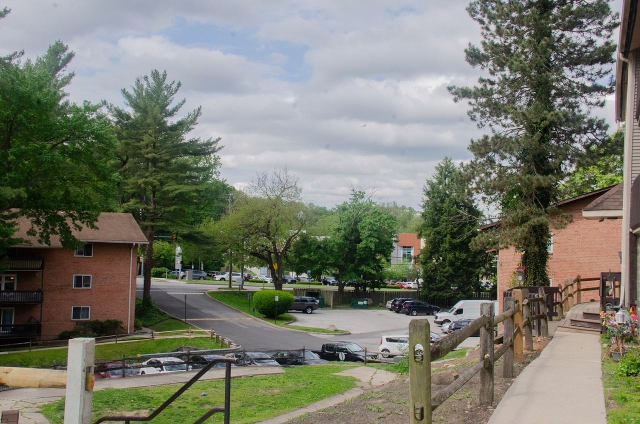 Hollow Run Apartments - Photo 7 of 50