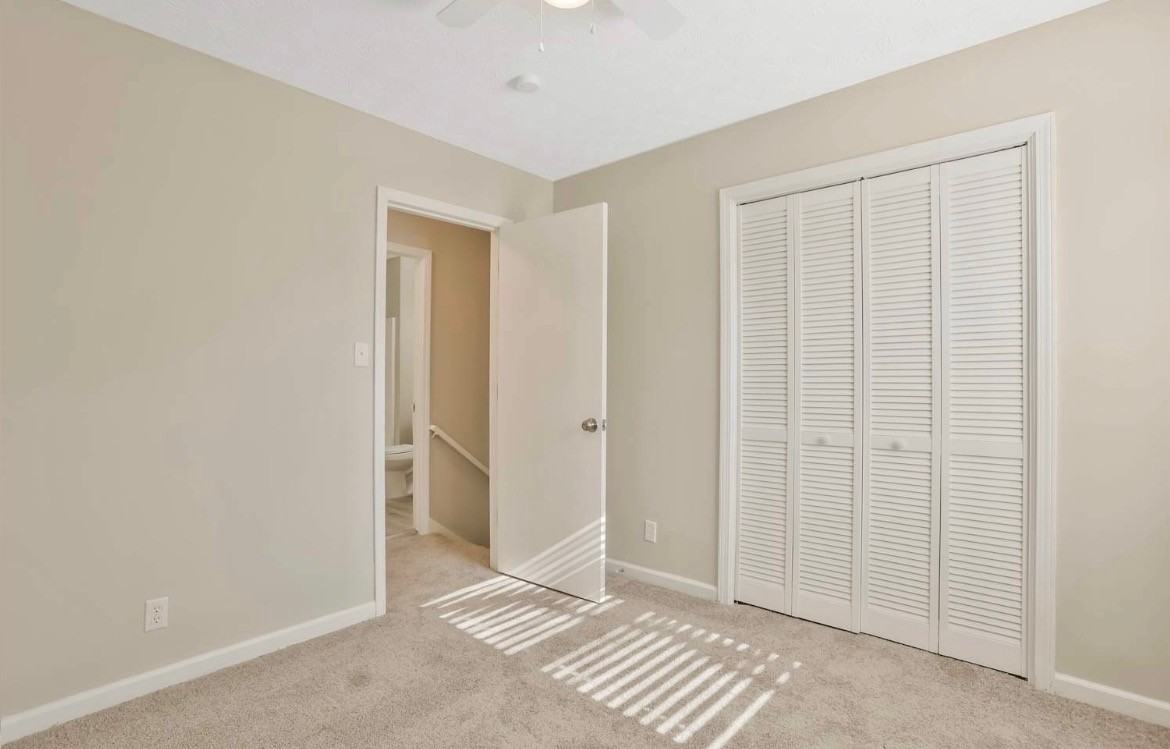 5370 Zachary Drive - Photo 5 of 13
