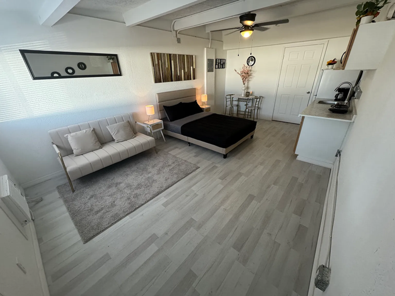 La Provence Studios - Photo 7 of 12