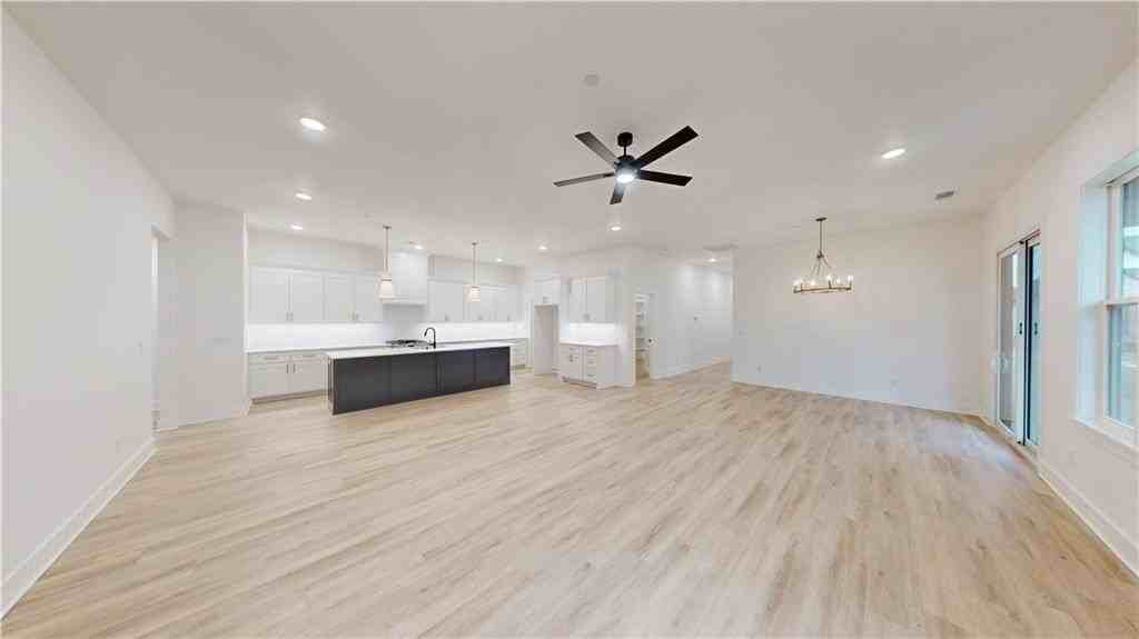 2329 S 31st St - Photo 5 of 24