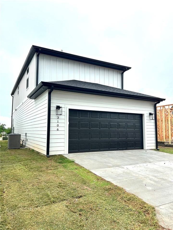 3106 W Geneva St - Photo 2 of 34