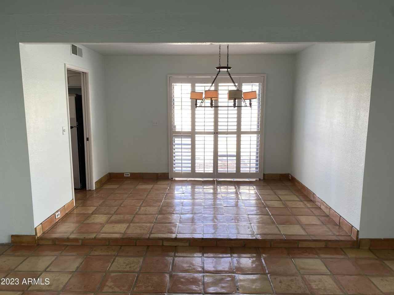 1728 E Belmont Ave - Photo 6 of 16