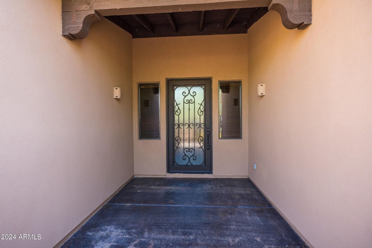 5559 E El Sendero Dr - Photo 3 of 37