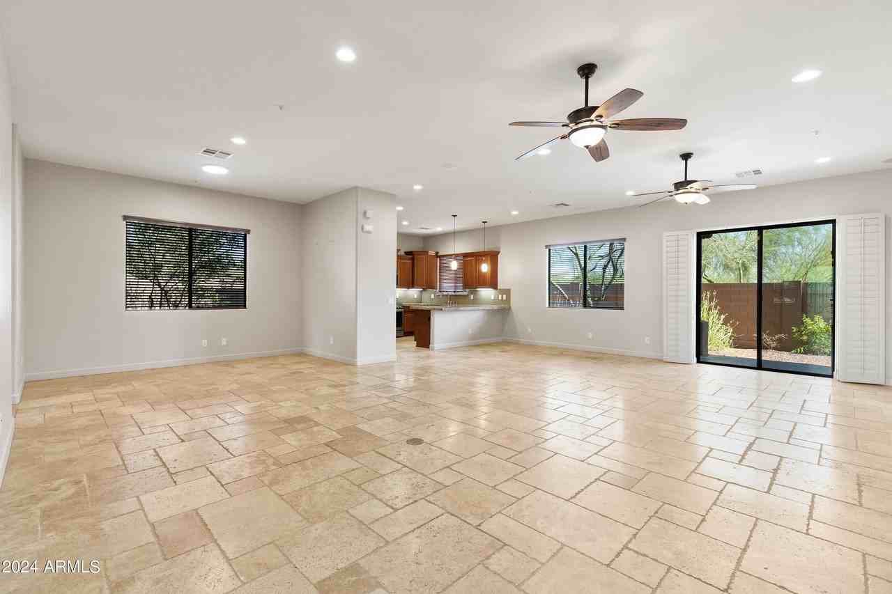 5559 E El Sendero Dr - Photo 7 of 37