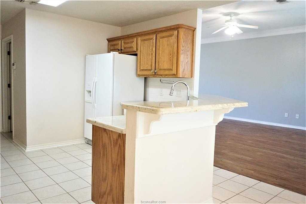 4413 Crayke Pl - Photo 5 of 9
