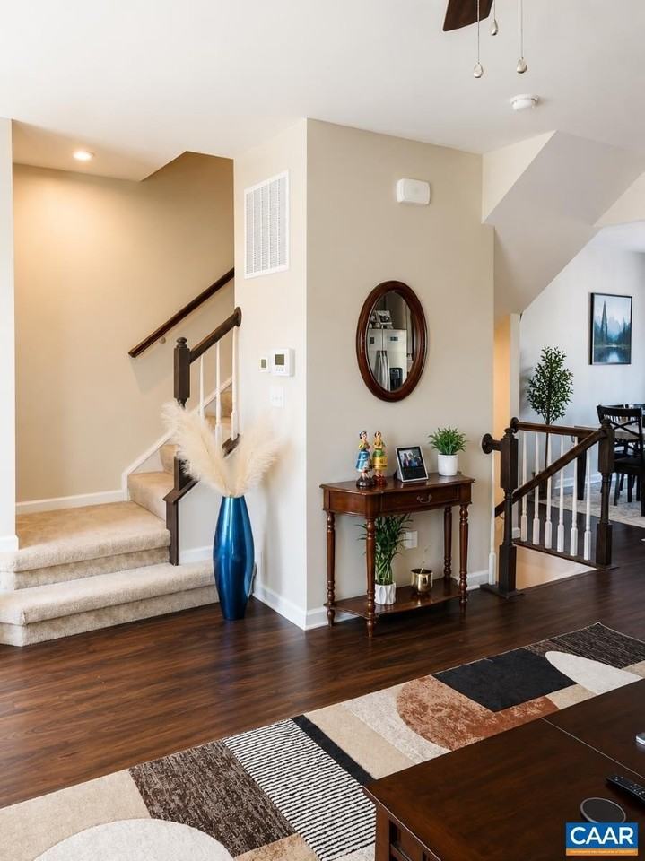 2046 Elm Tree Ct - Photo 5 of 20