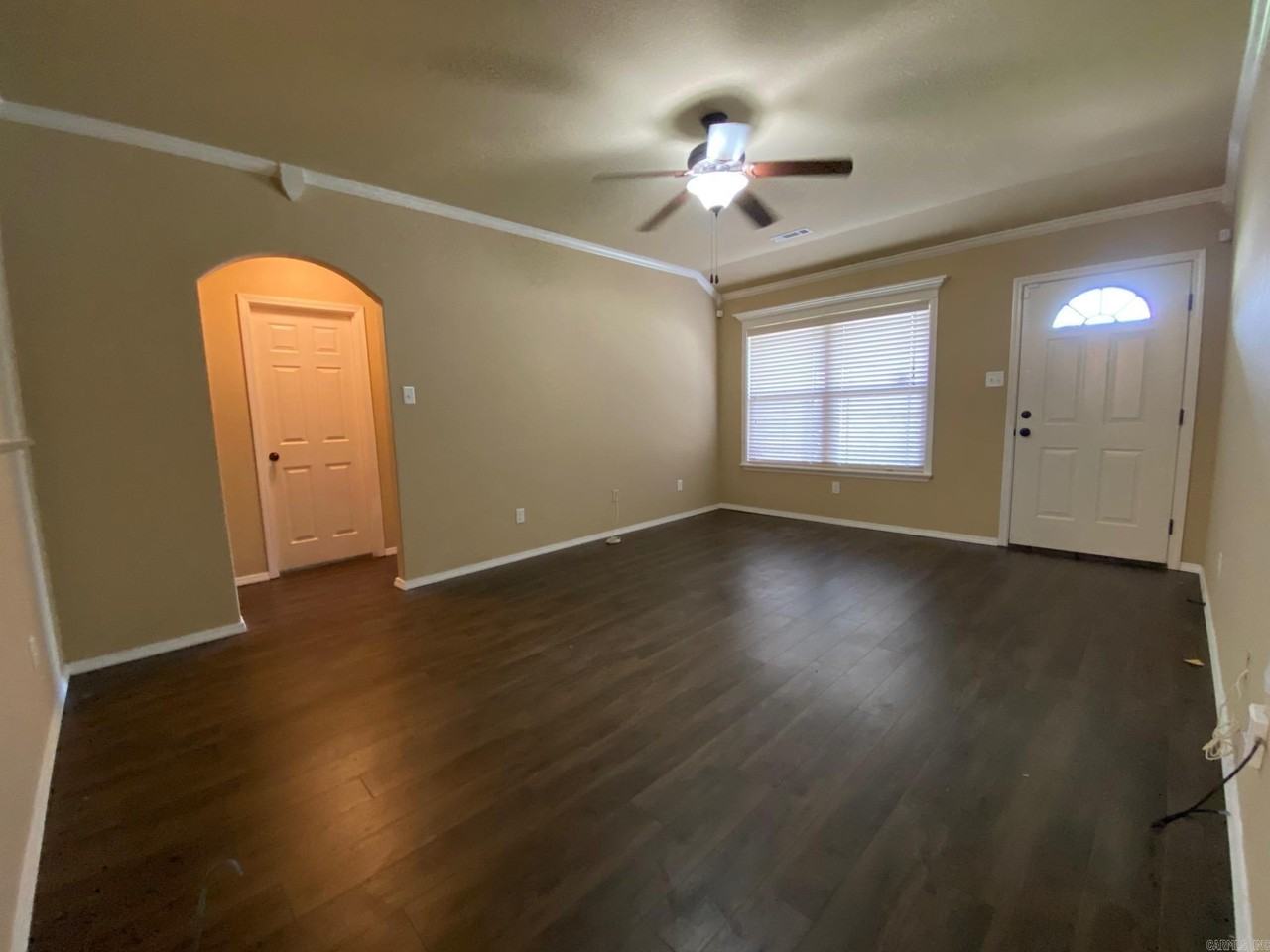 2633 Chapel Creek Dr - Photo 2 of 15
