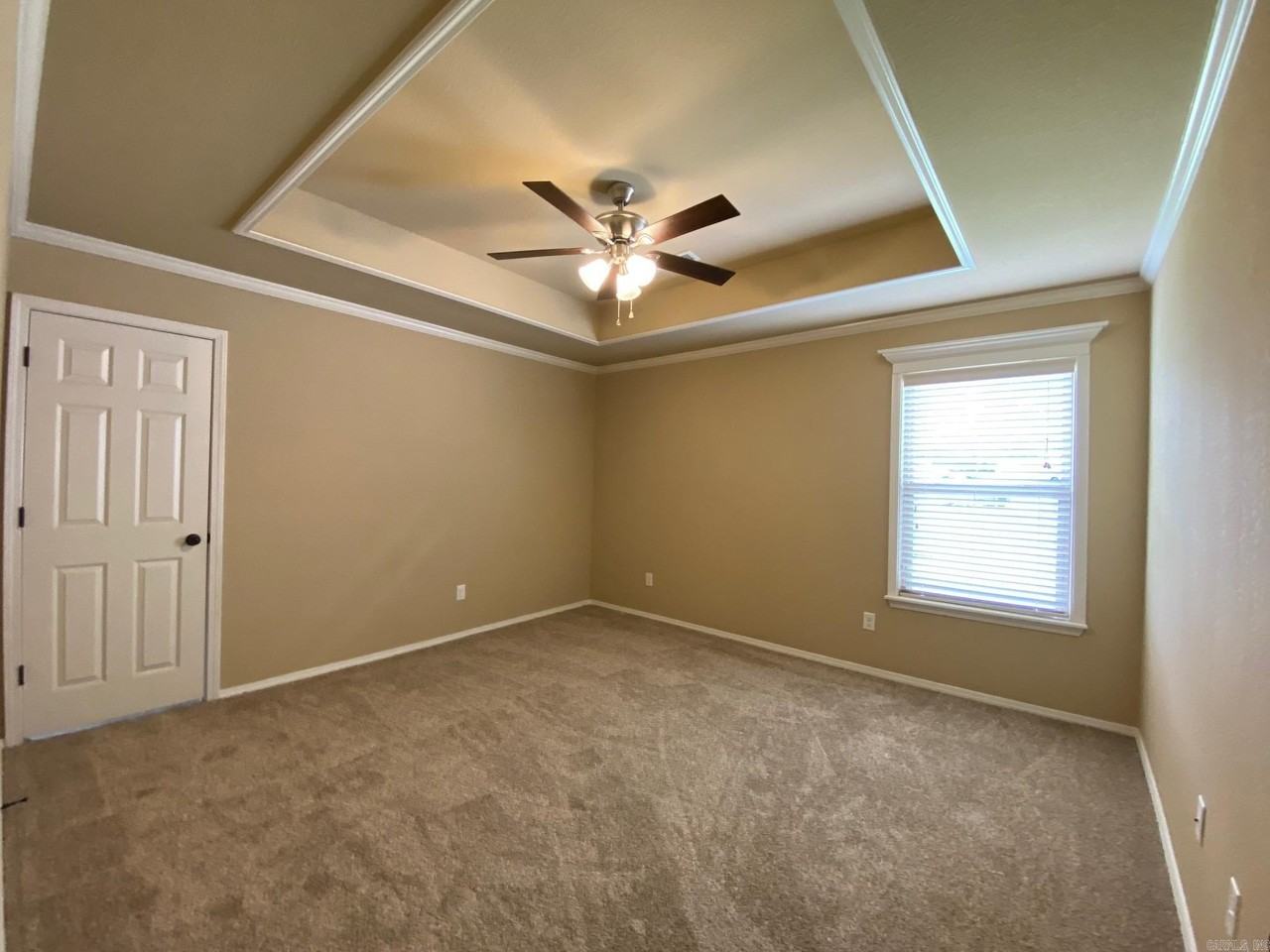 2633 Chapel Creek Dr - Photo 6 of 15